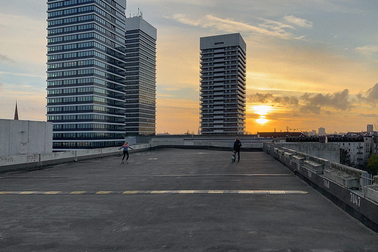 Hamburger Meile — Youth Lagoon Surfskate and Skateboard Spot Hamburg