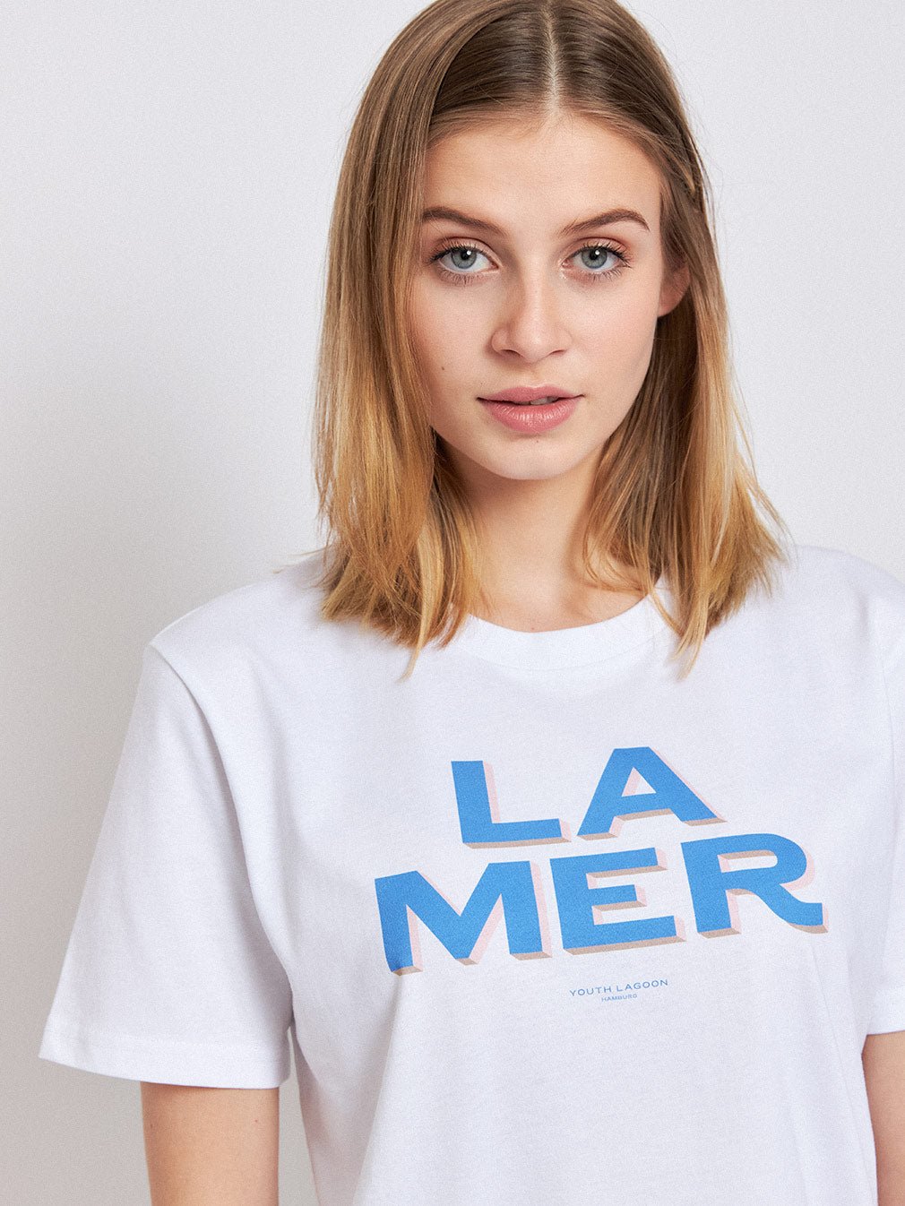 La Mer — Women's T-Shirt - Youth Lagoon