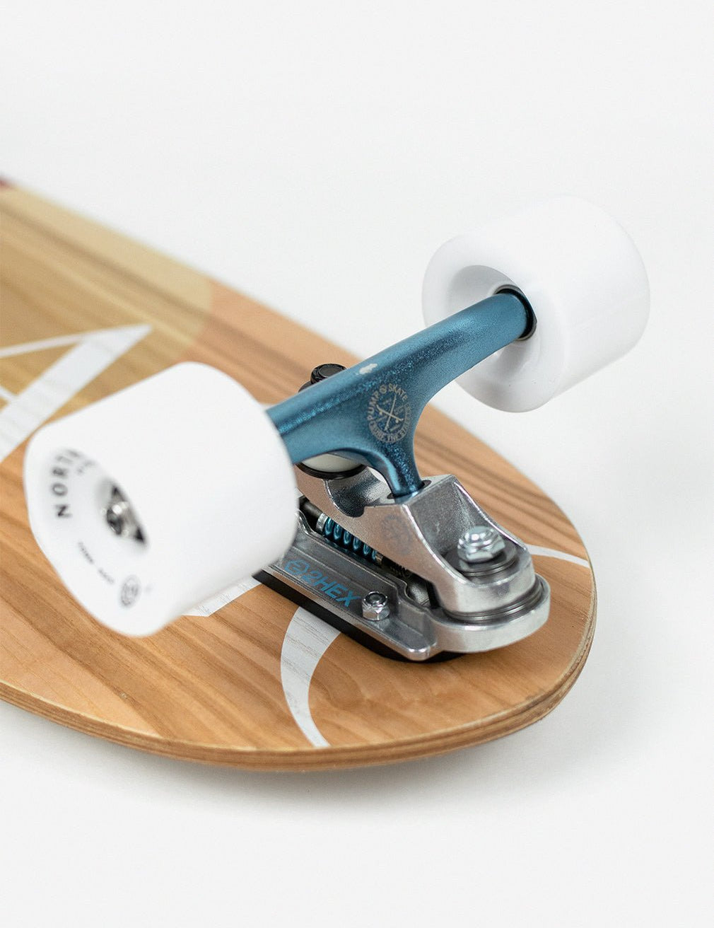 Berawa 32" Surfskate / 2Hex - Youth Lagoon